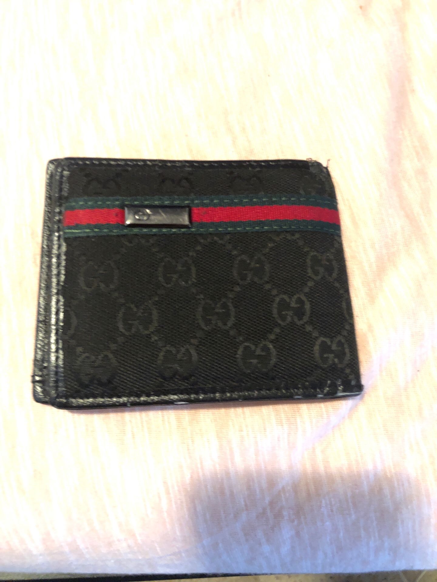 Gucci wallet