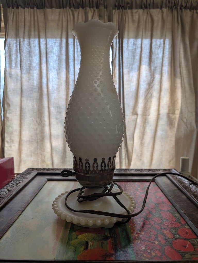 Antique Milk White Lamp