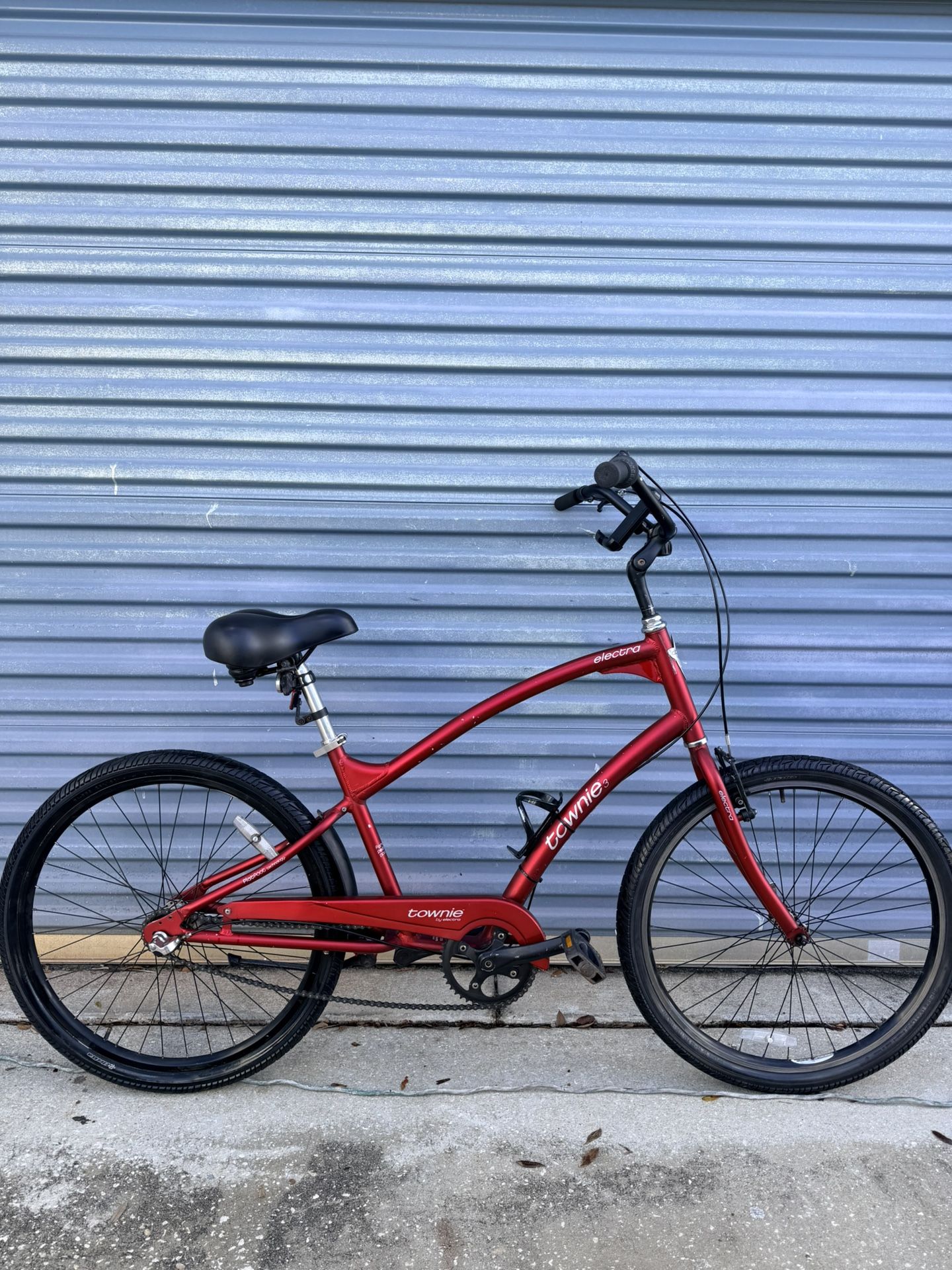 Townie Electra Comfort/Cruiser Bike 26”