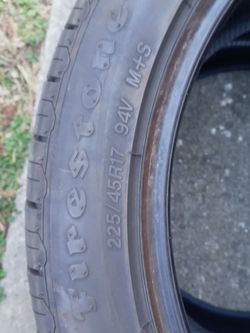225/45R17