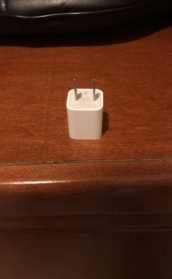Apple power adapter