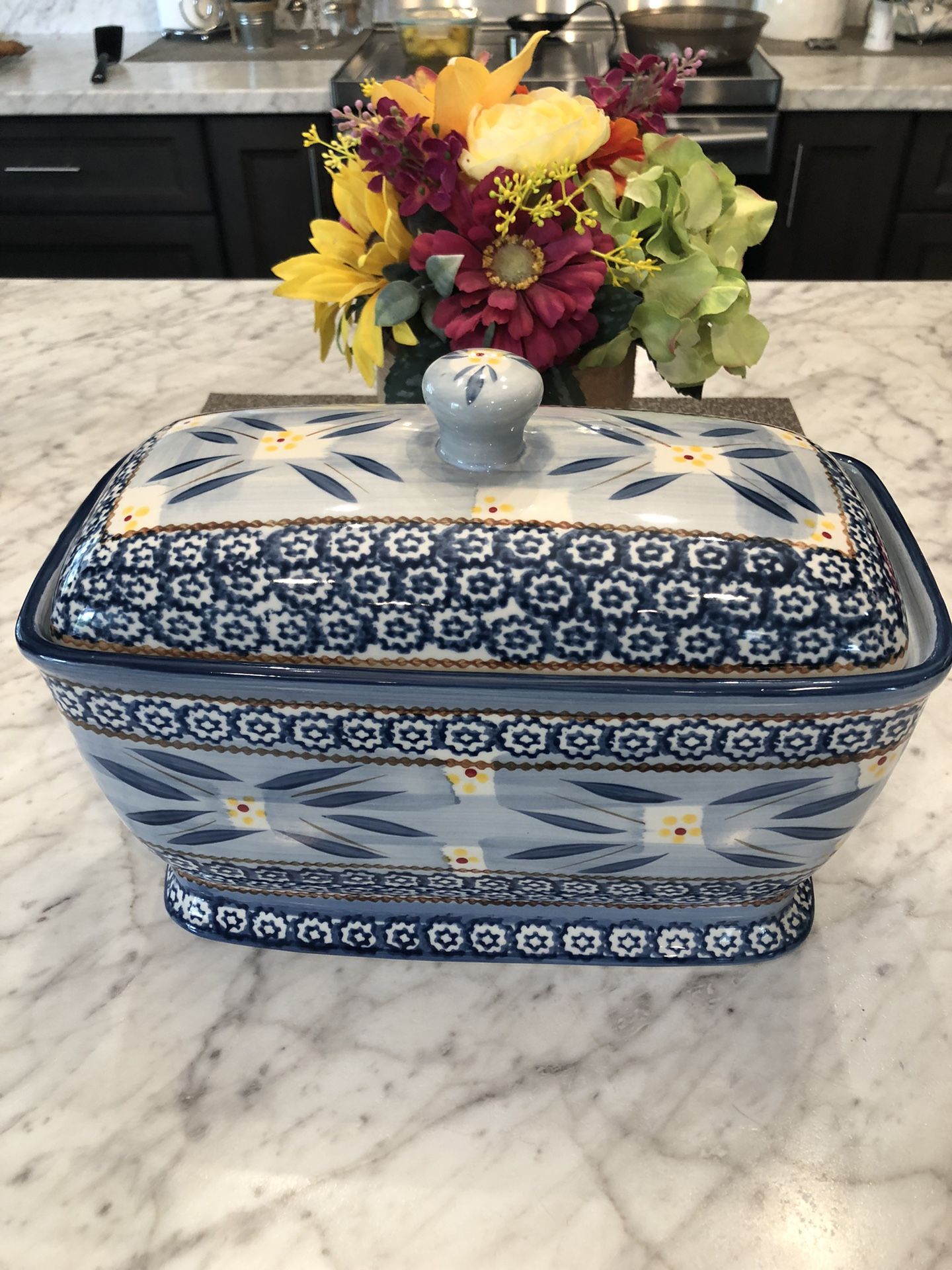 Temptations by Tara Ovenware Old World Covered Bread Box Confetti
