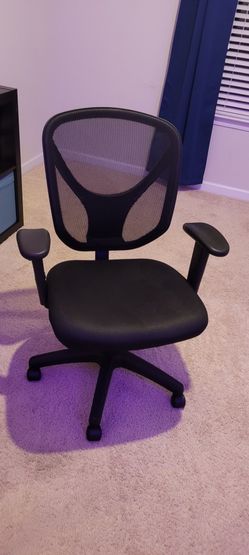 Excellent Used Condition Computer Chair
