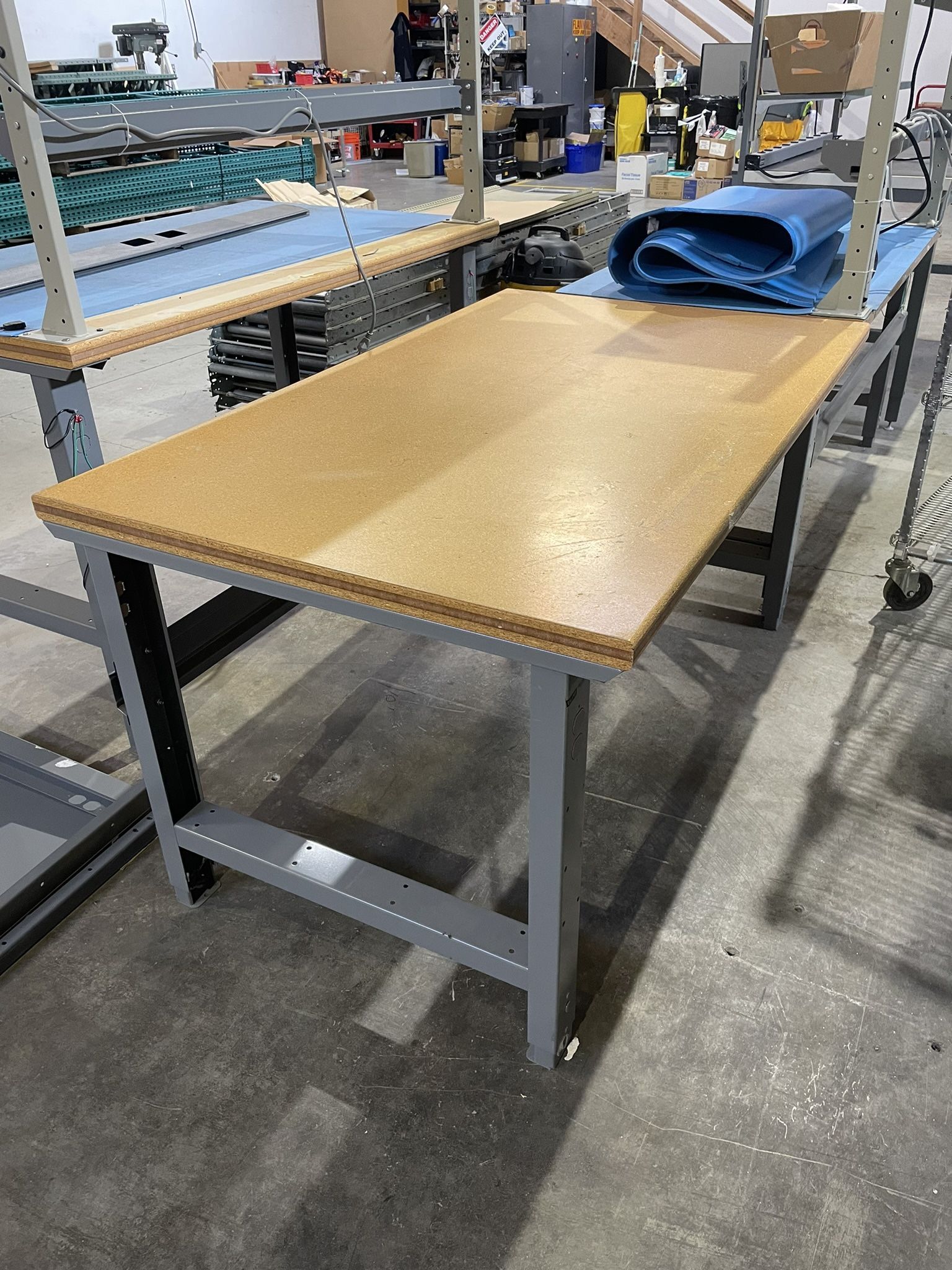 Work Benches / Tables 