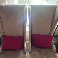 Pair of slightly used chairs in beige velvet with cushions