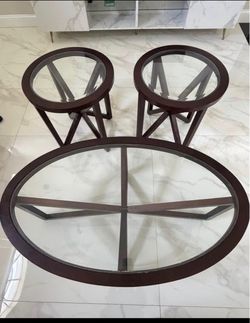 Coffee tables set