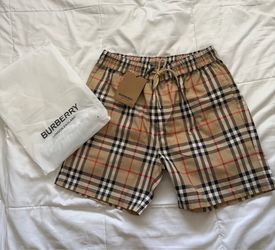 Burberry shorts