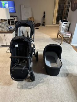 Uppababy Vista V2 Stroller and Bassinet 