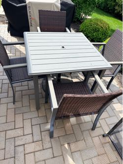 5 Piece Patio Table and Chairs Set