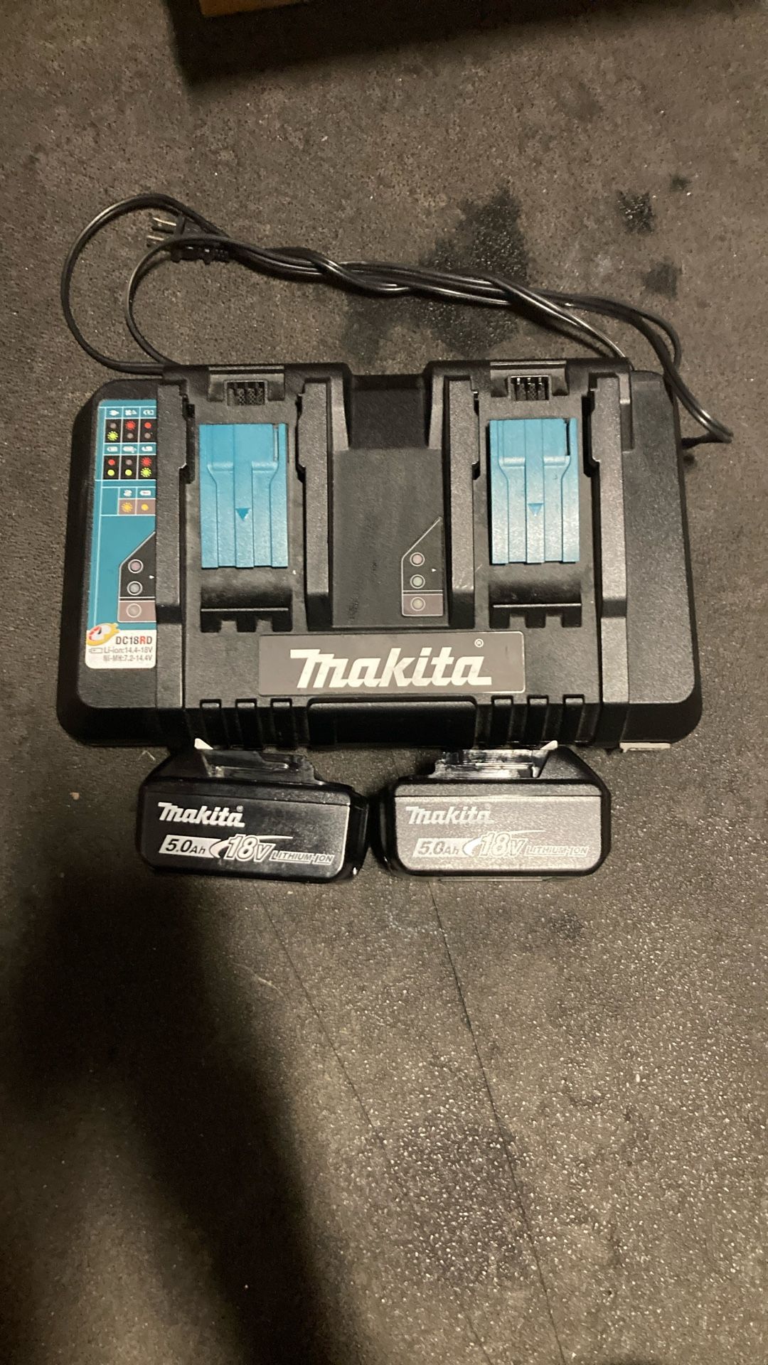 Makita Dual Quick Charger With Two 5.0Ah batteries