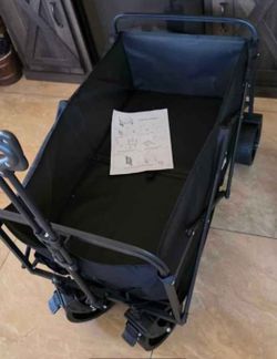 New in Box  Large Folding Wagon 