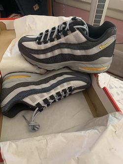 Air Max 95 off Noir size 5 boys youth