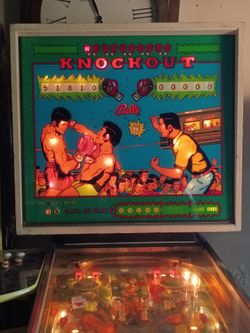 Vintage 1975 Bally Knockout Pinball Game