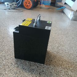 Tuttio Solio Battery