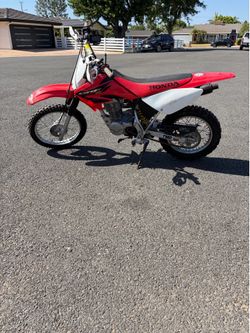 Pit bike