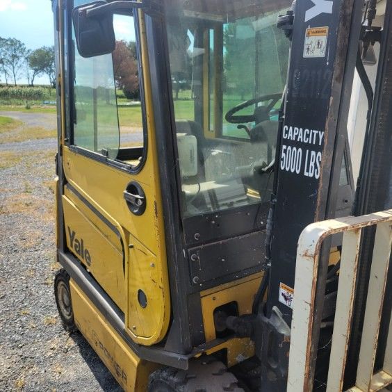 Yale Electric Forklift