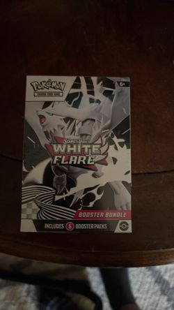 Scarlet & Violet White flare( sealed brand new)