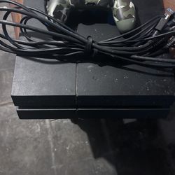 Lightly Used PS4 Runs Great 500gb For 170 I Don’t Have Time To Play It Anyone 