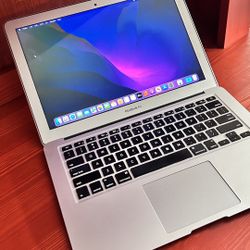 Apple MacBook Air 13” I5/8GB/256GB SSD $180