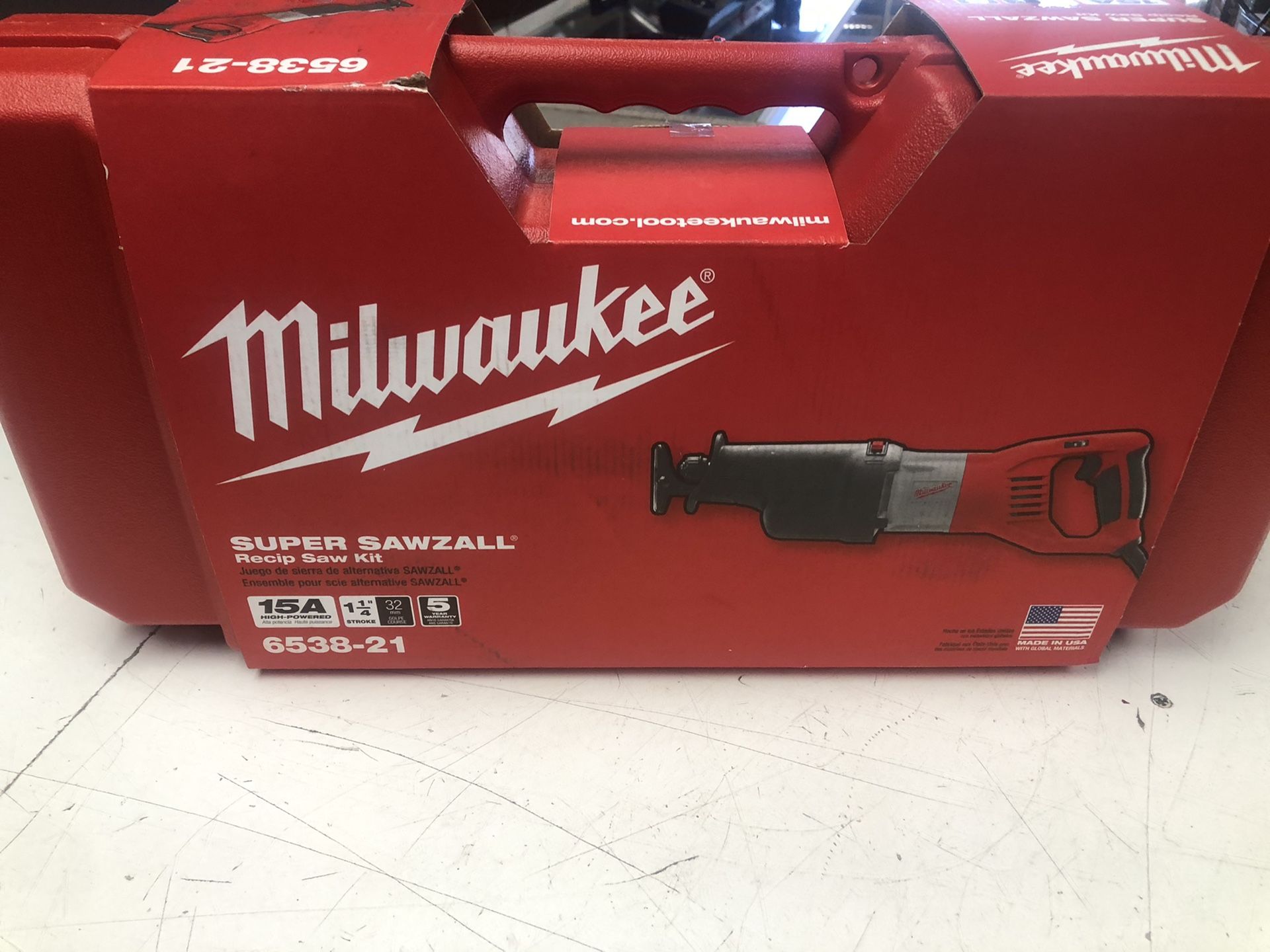 MILWAUKEE TOOL