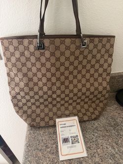Gucci tote w/ COA