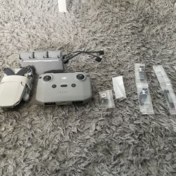 DJI Mini 2 Fly More Combo