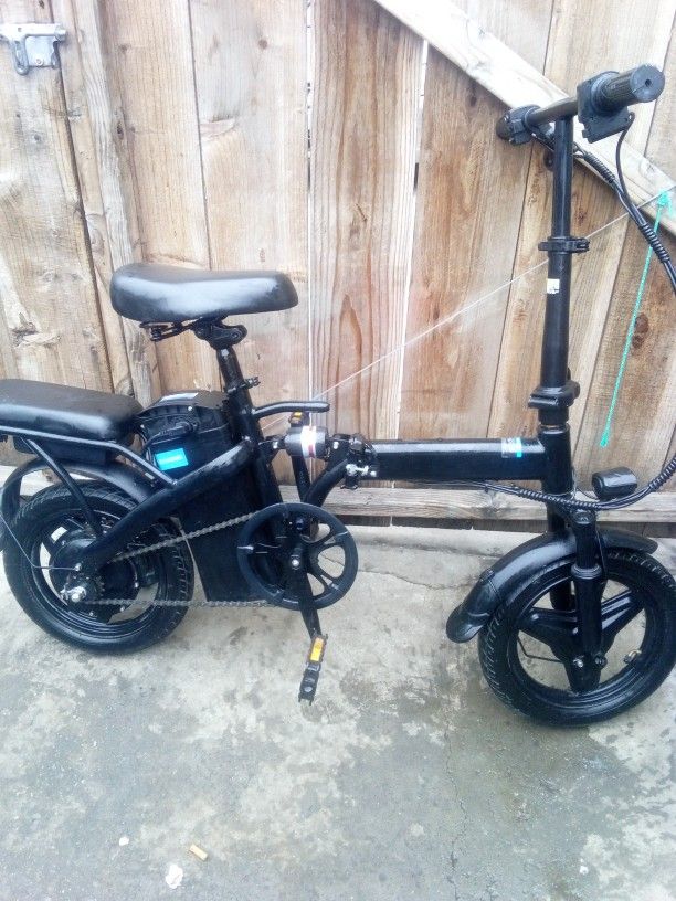 Electric Bike. Great Condition. Without Battery.