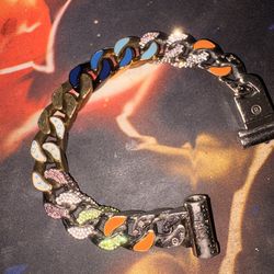 Bracelet
