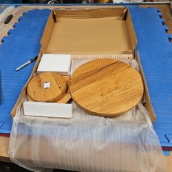 Wood Spindle Stool 
