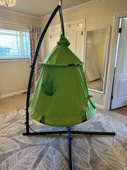 Hanging Tree Tent