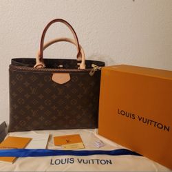 Louis Vuitton Bag $ 1 5 0