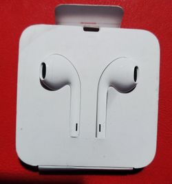 Lightning Apple buds