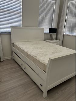 Bedroom Set