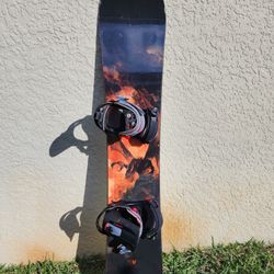 2001 Burton 152 Dragon Snowboard 