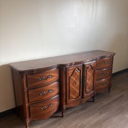 Victorian Style Dresser