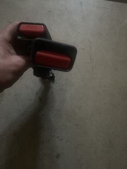 2020 Q50 Rear Seatbelt Buckles