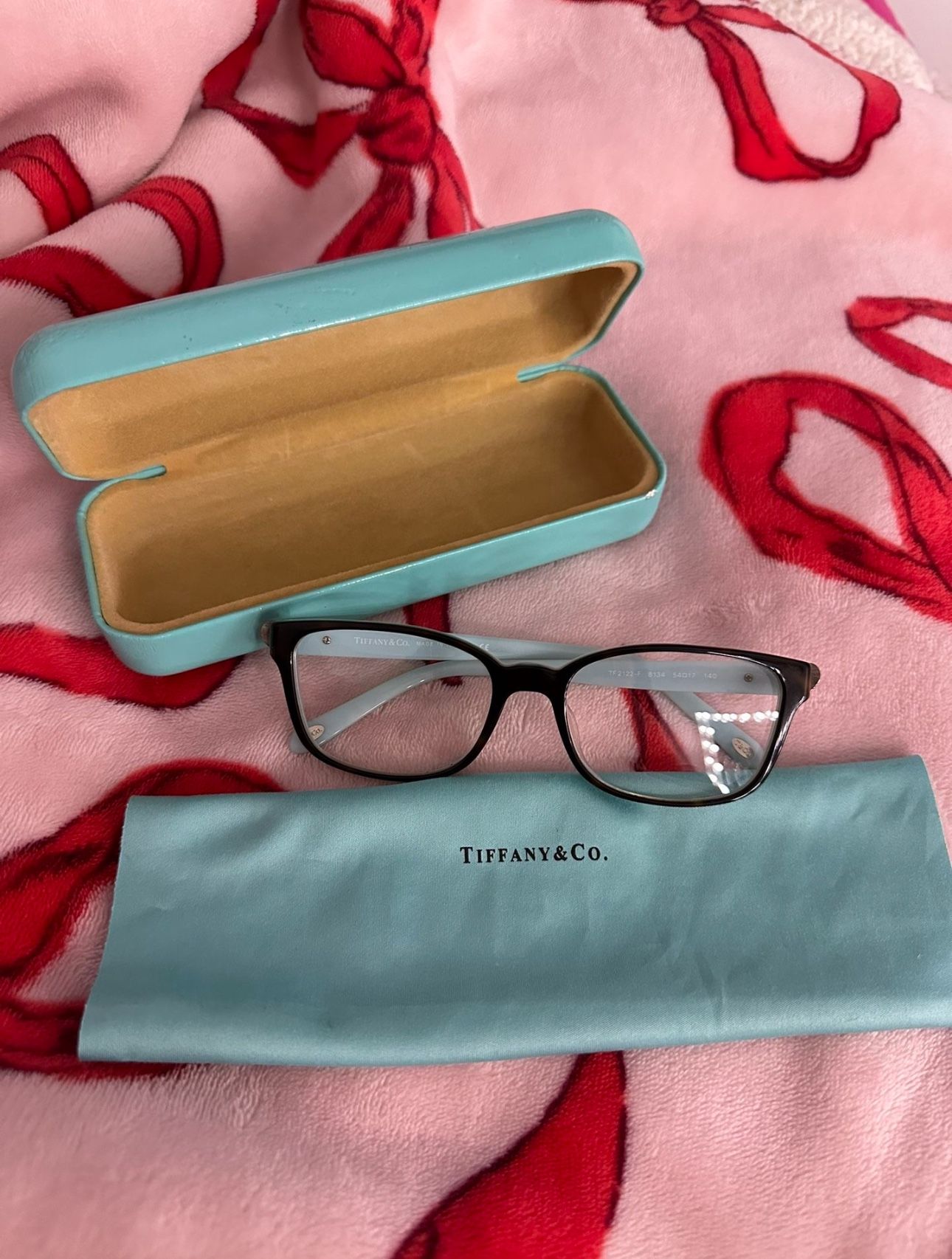 Women’s Tiffany Glasses