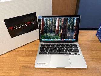 MacBook Air 13 Inch **8GB 256GB SSD **Only $379