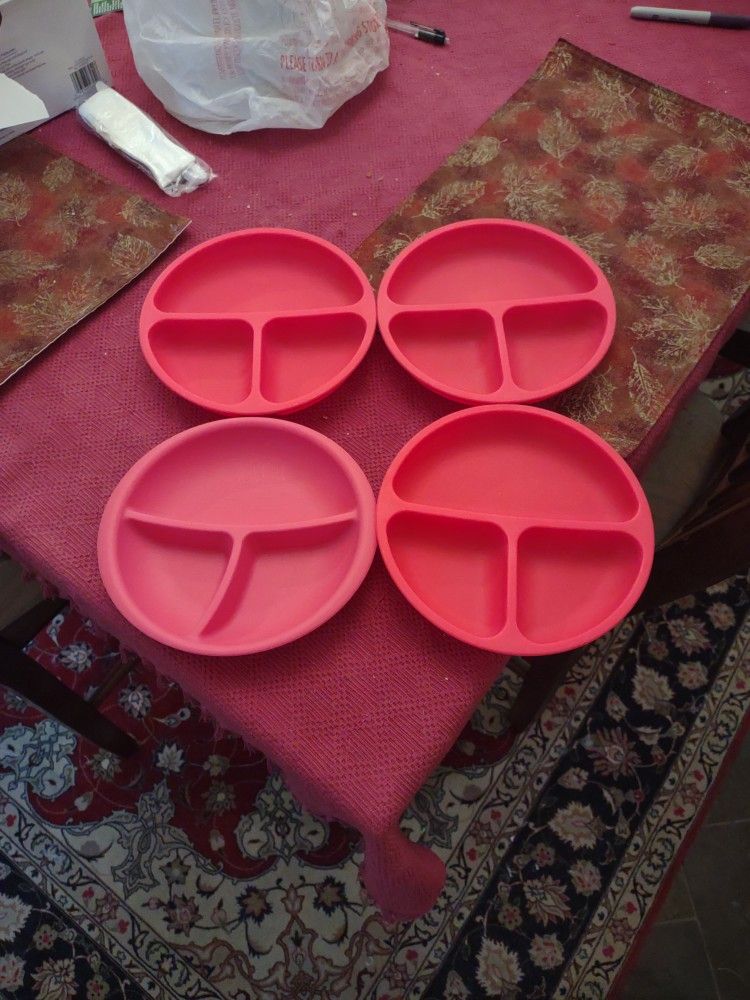 Four Children's Non Skid Plates