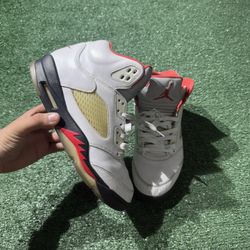 Nike Air Jordan 5’s Fire Red Retro Sz 9