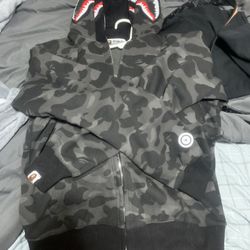 Bathing Ape (BAPE) Shark Full Zip Hoodie - L