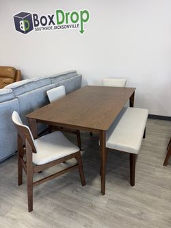 Brand New Dinette w/ 4 Chairs & Bench
