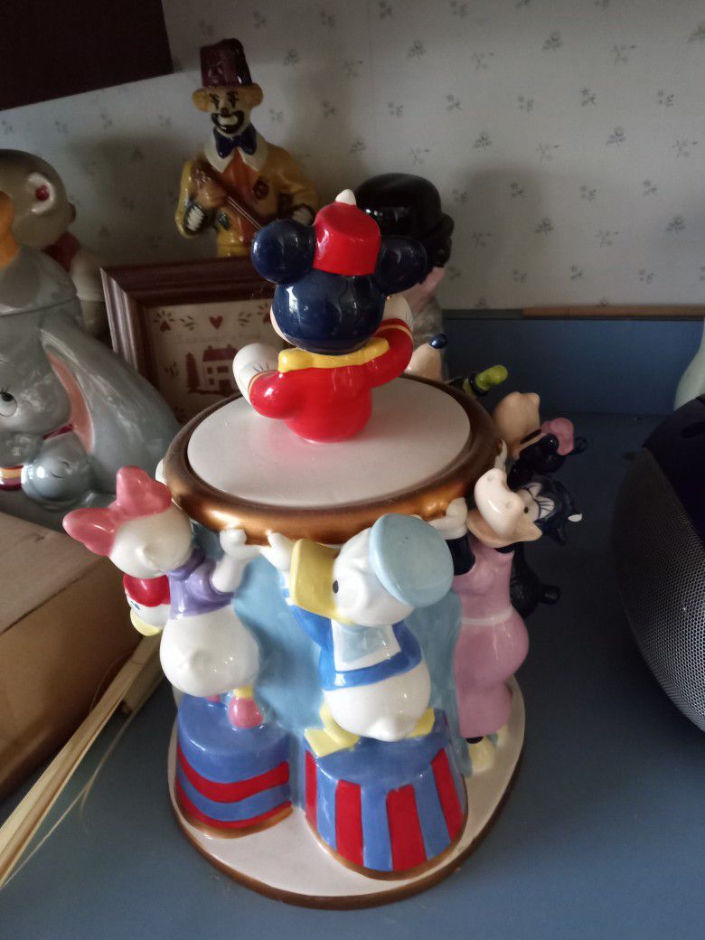 Mickie Mouse Cookie Jar