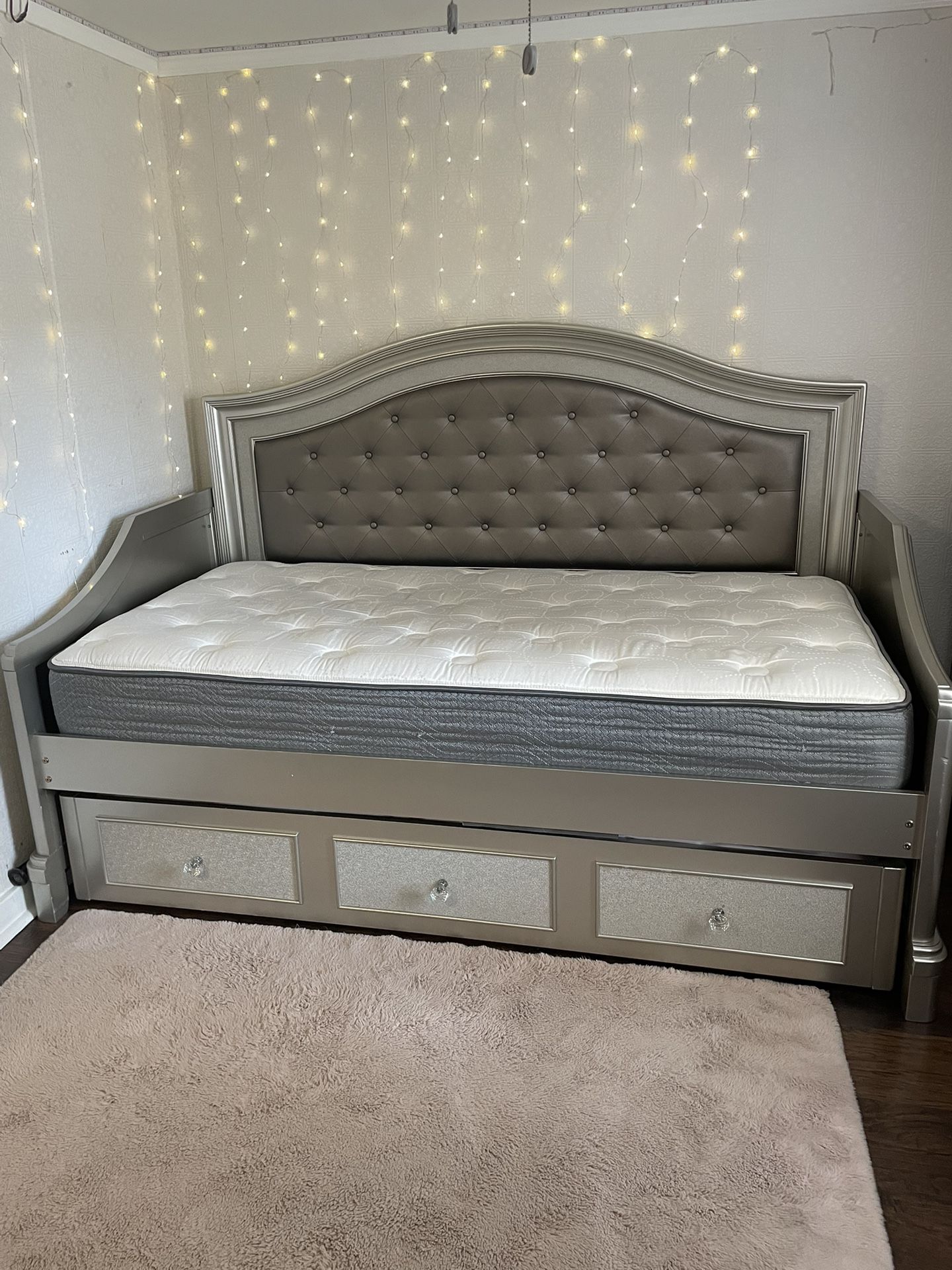 Beautiful Twin Bed