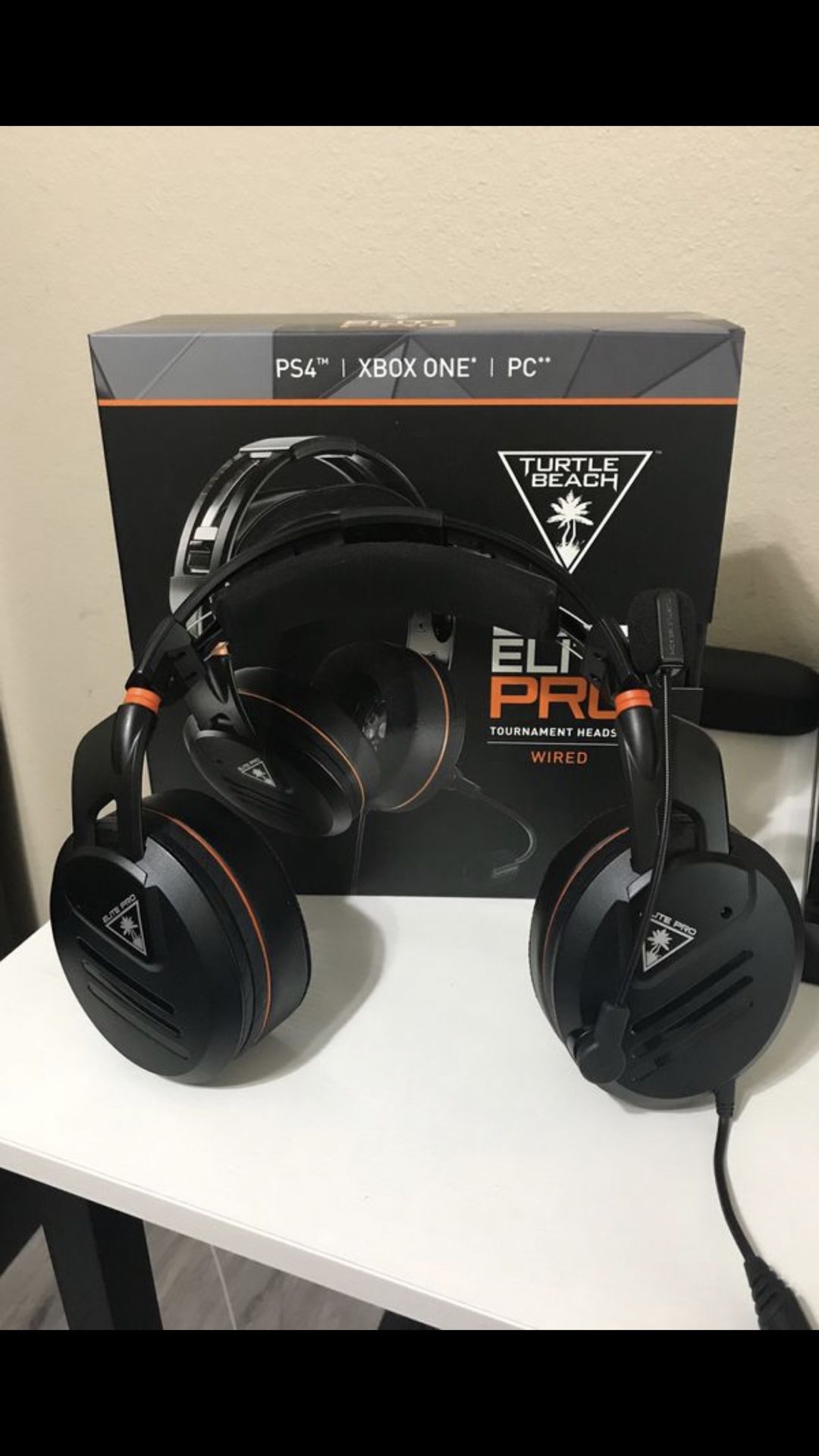 Turtle Beach Elite Pro Headset, Used barely, In good condition. PAYPAL or Zelle transfer ONLY.