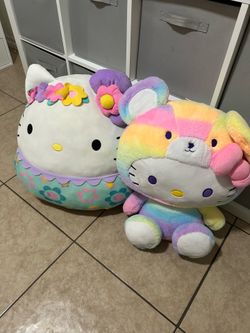 2 hello kitty’s