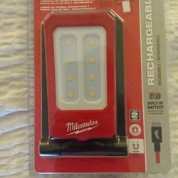 Milwaukee Rechargeable 2013R