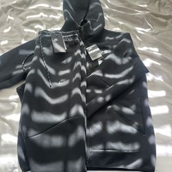 Nike Tech Full Set Size m