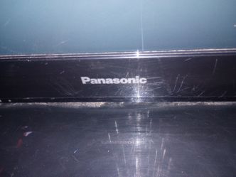 65" Panasonic tv working