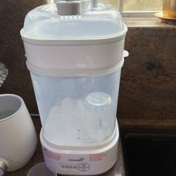 Grownsy Bottle Sterilizer and Dryer